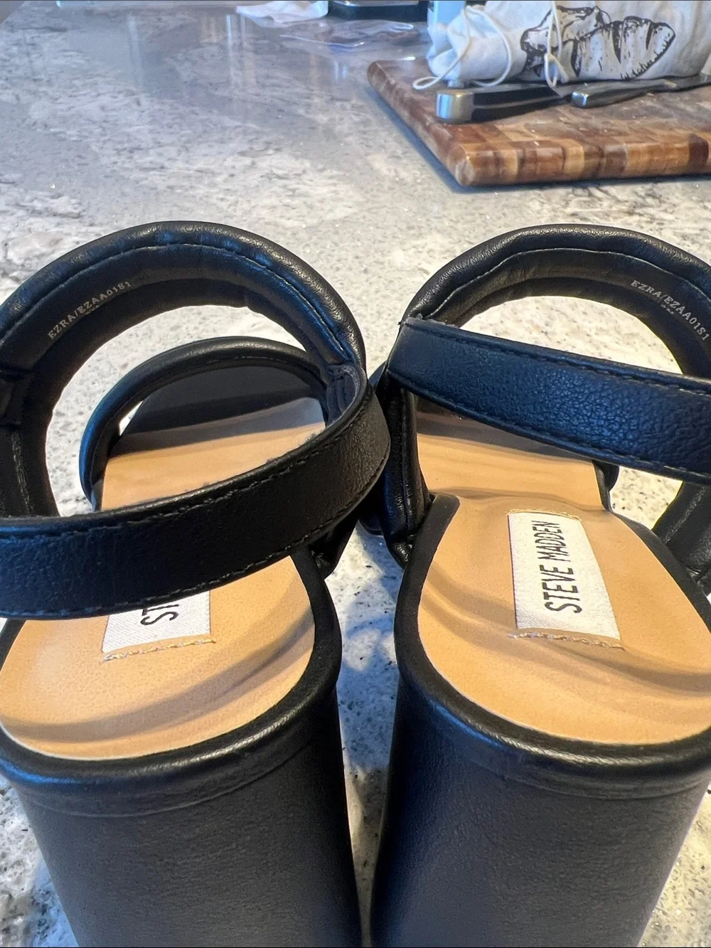 NWT Steve Madden Tahani Black Puffy Platform Sandals Block Heel Size 8 NWOB